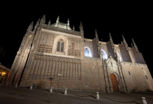 Monasterio de San Juan de los Reyes, que ha estrenado iluminación hace unos días