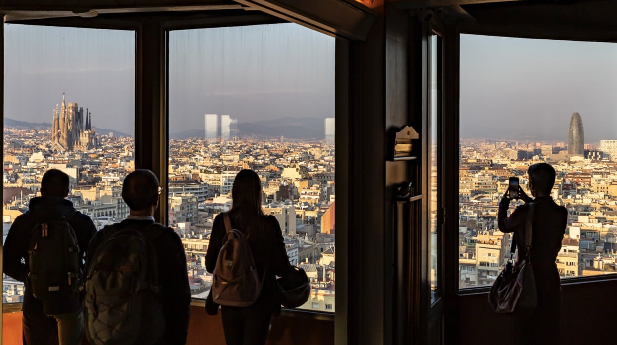 Vistas desde Unlimited Barcelona, nuevo mirador de la Torre Urquinaona