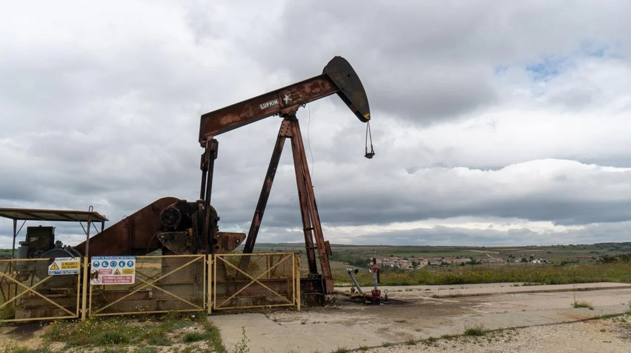 Pozo de petróleo en Ayoluengo-Sargentes de la Lora, al norte de Burgos