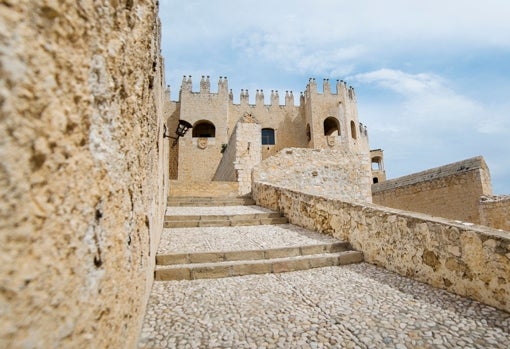 Acceso al Castillo de Vélez-Blanco.