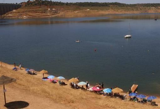 Las diez mejores playas de interior en Andalucía que no te puedes perder