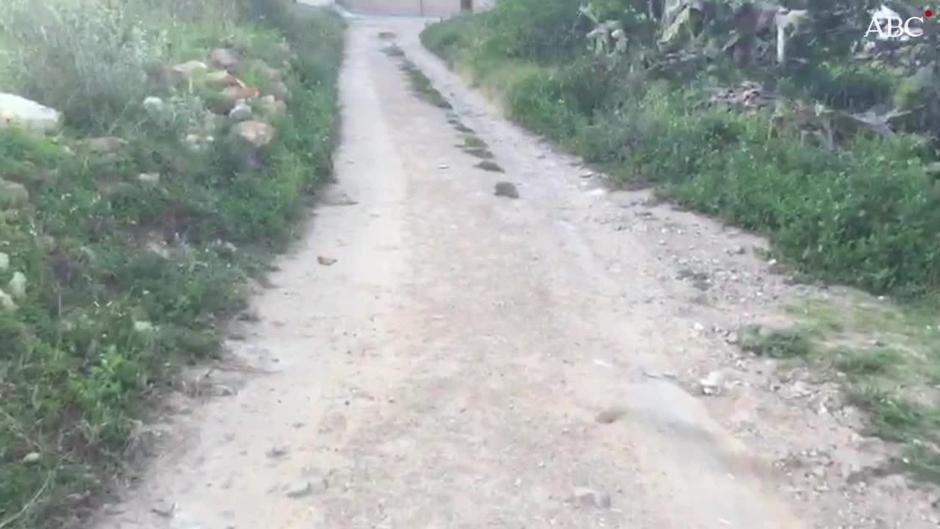 El pueblo de Gabriel Cruz, cerrado a cal y canto