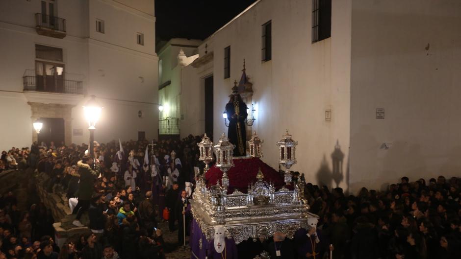 El Medinaceli, en el Jueves Santo gaditano